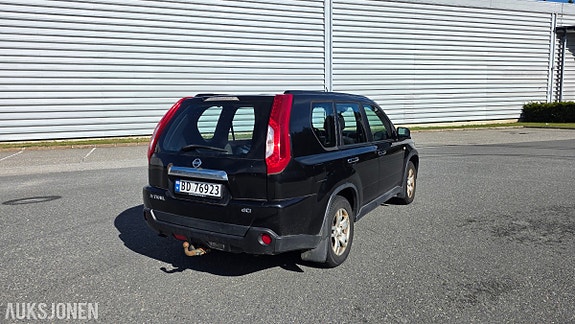 Nissan X-Trail 4 of 23