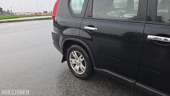 Nissan X-Trail 10 of 23