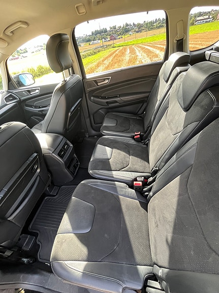 Ford S-MAX 15 of 23