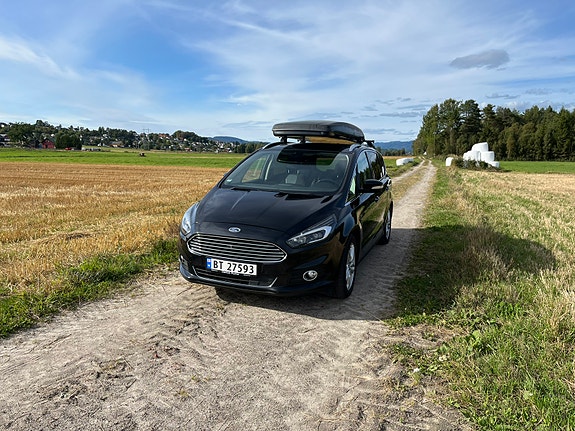 Ford S-MAX 5 of 23