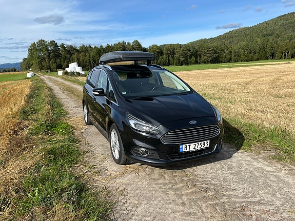 Ford S-MAX 2 of 23