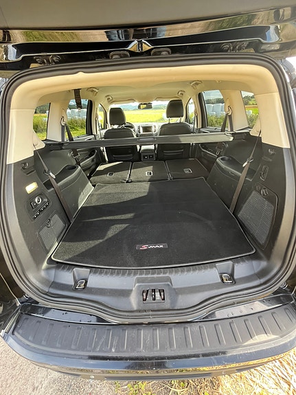 Ford S-MAX 20 of 23
