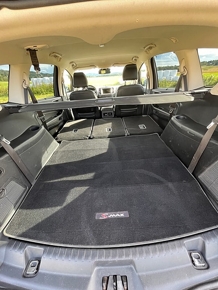 Ford S-MAX 21 of 23