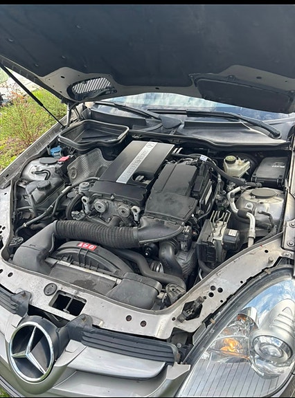 Mercedes-Benz SLK200 6 of 12