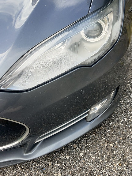 Tesla Model S 6 of 6