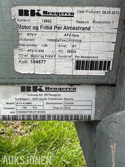 CFMOTO 850 ATV MED HENGER, BRØYTESKJÆR OG SANDSTRØER 7 of 15