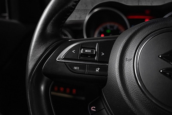 Suzuki Swift 12 of 29