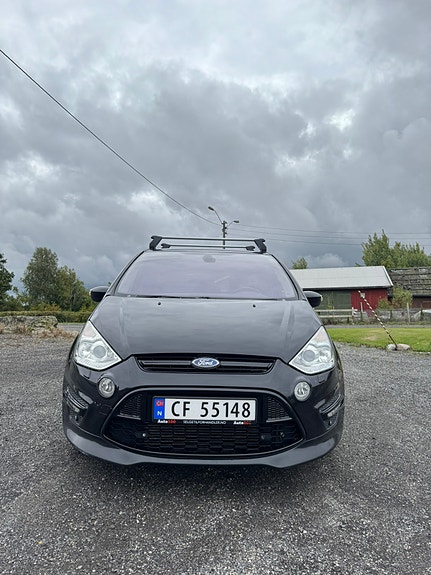 Ford S-MAX 9 of 30