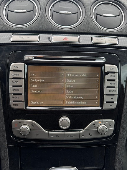 Ford S-MAX 29 of 30