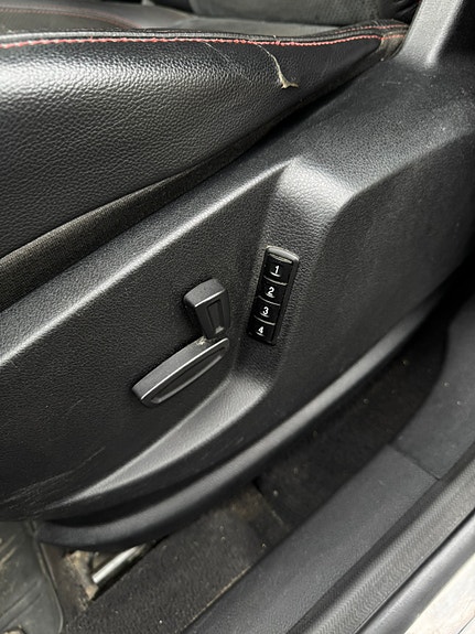 Ford S-MAX 18 of 30