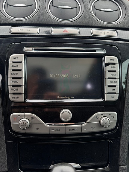 Ford S-MAX 22 of 30