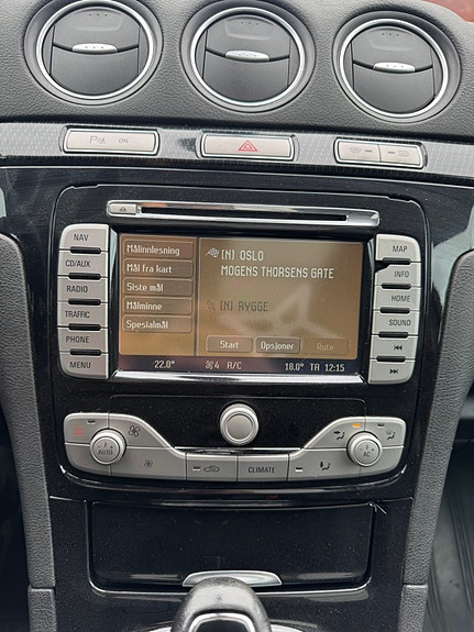 Ford S-MAX 26 of 30