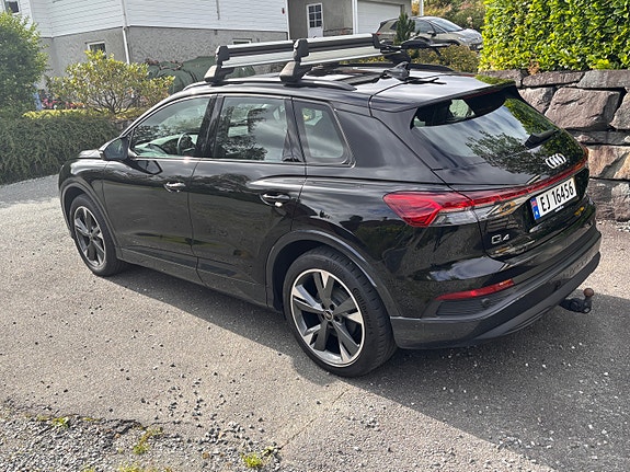 Audi Q4 e-tron 6 of 30