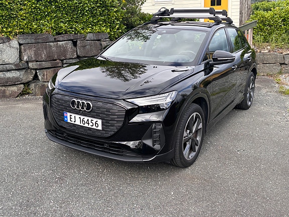 Audi Q4 e-tron 10 of 30