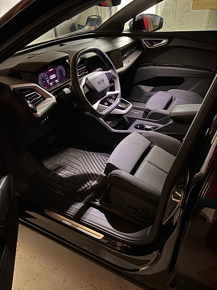 Audi Q4 e-tron 26 of 30