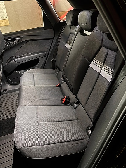 Audi Q4 e-tron 29 of 30