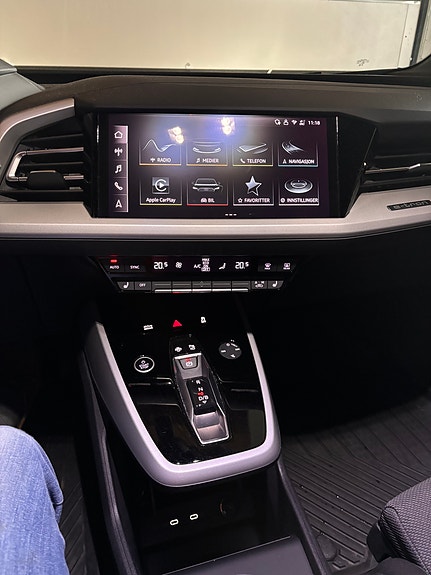 Audi Q4 e-tron 13 of 30