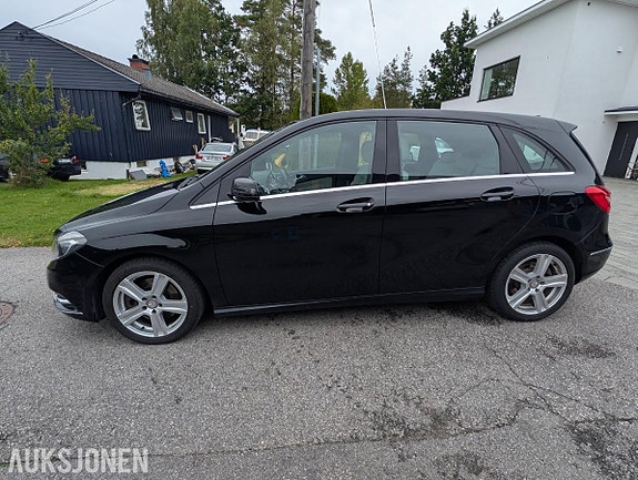 Mercedes-Benz B-Klasse 4 of 30