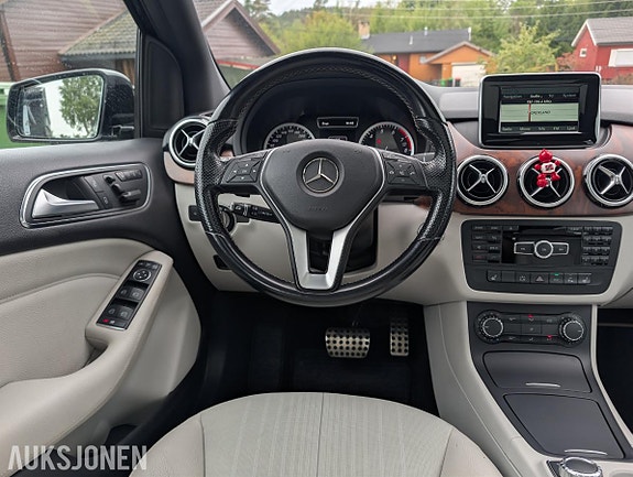 Mercedes-Benz B-Klasse 15 of 30