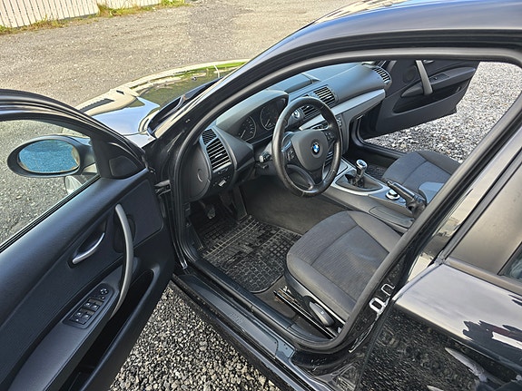 BMW 118d 13 of 23