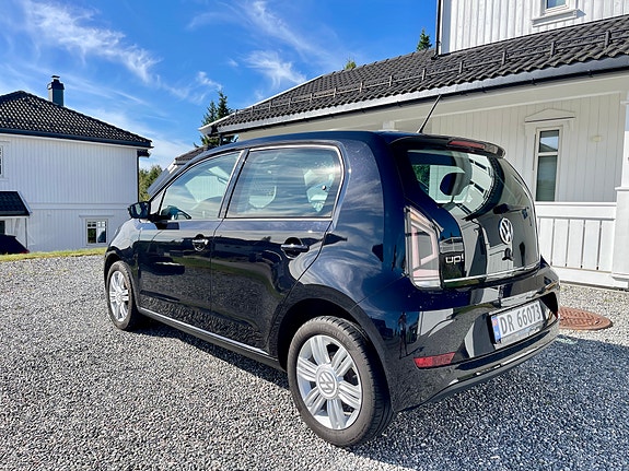 Volkswagen UP! 5 of 21