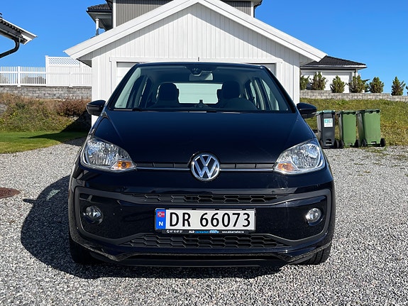 Volkswagen UP! 8 of 21