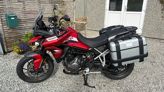Triumph Tiger 900 GT Pro 5 of 7