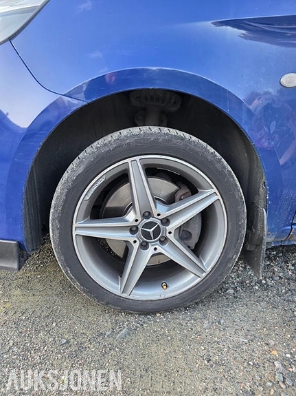 Mercedes-Benz vito 24 of 30