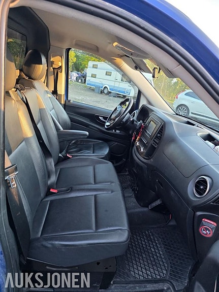 Mercedes-Benz vito 28 of 30