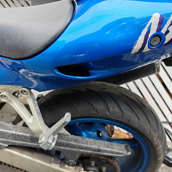 Kawasaki NINJA ZX-9R 10 of 11