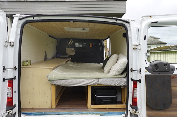 Ford Transit 7 of 12