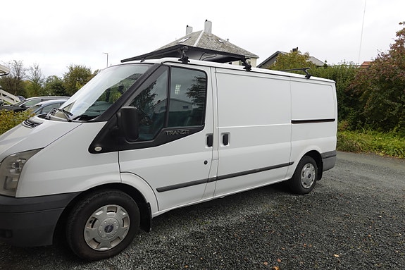 Ford Transit 3 of 12