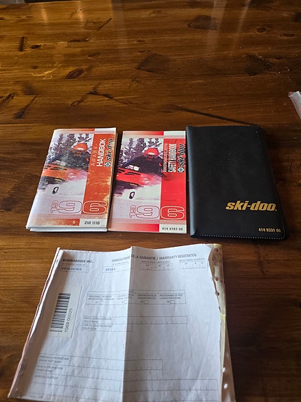 Ski-doo Grand Touring 8 of 8