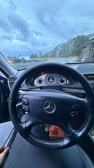 Mercedes-Benz E220 d 8 of 17