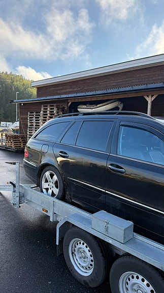 Mercedes-Benz E220 d 15 of 17