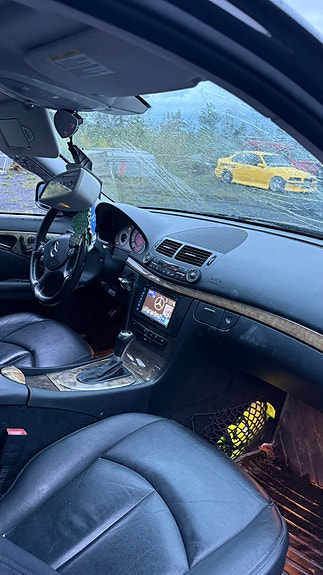 Mercedes-Benz E220 d 6 of 17