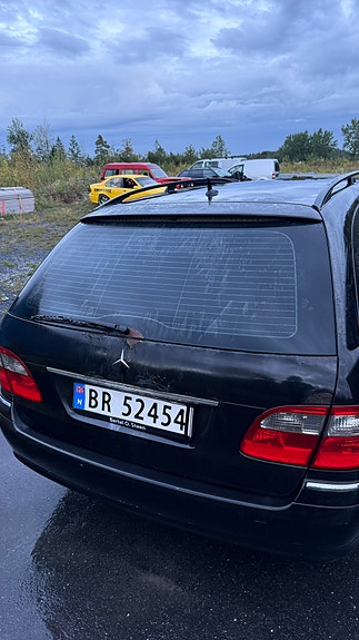 Mercedes-Benz E220 d 13 of 17