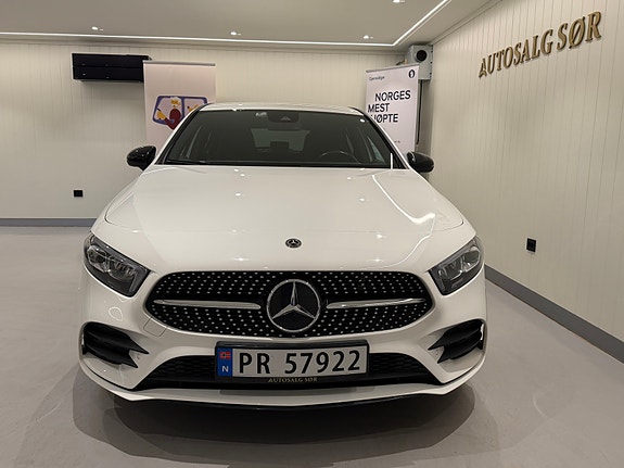 Mercedes-Benz A250 e 5 of 30
