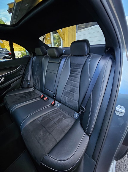 Mercedes-Benz E220 d 22 of 30