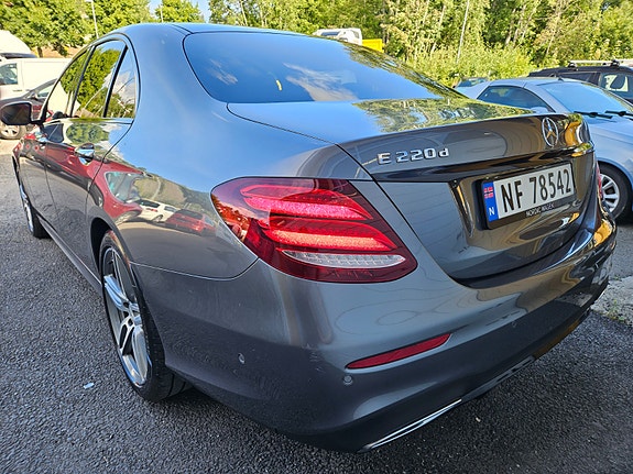 Mercedes-Benz E220 d 14 of 30