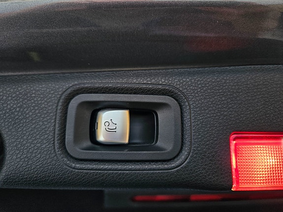 Mercedes-Benz E220 d 11 of 30