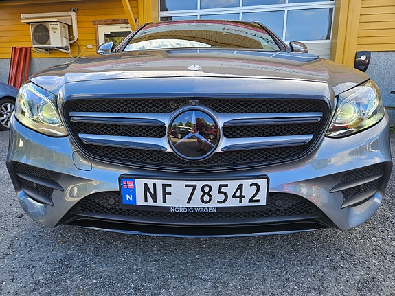 Mercedes-Benz E220 d 20 of 30