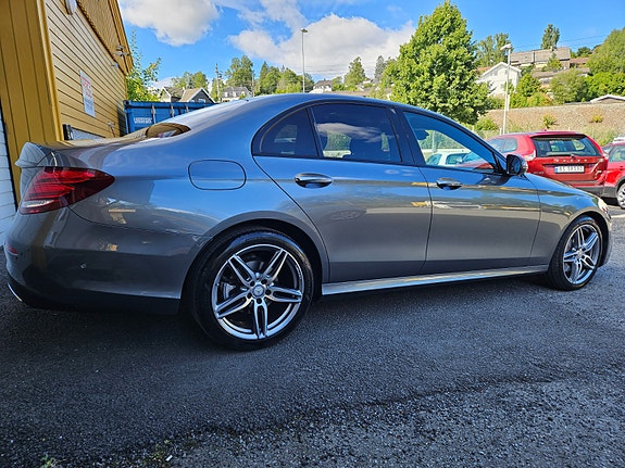 Mercedes-Benz E220 d 7 of 30
