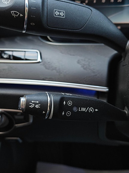 Mercedes-Benz E220 d 30 of 30
