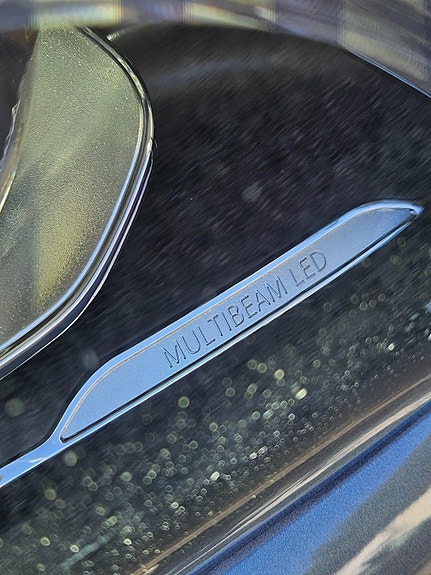 Mercedes-Benz E220 d 3 of 30