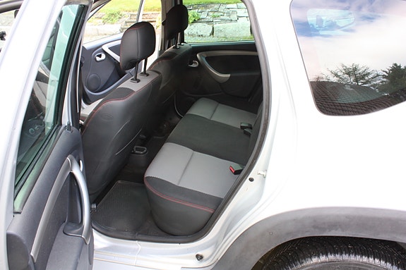 Dacia Duster 16 of 16