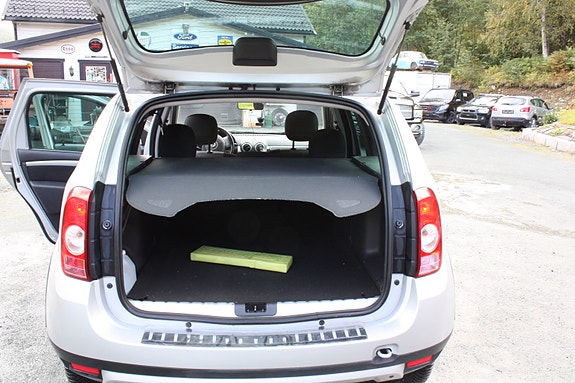 Dacia Duster 8 of 16