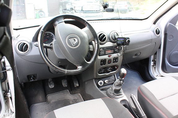 Dacia Duster 14 of 16