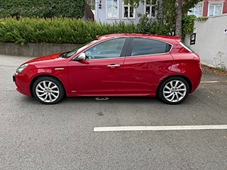 Alfa Romeo Giulietta 4 of 14