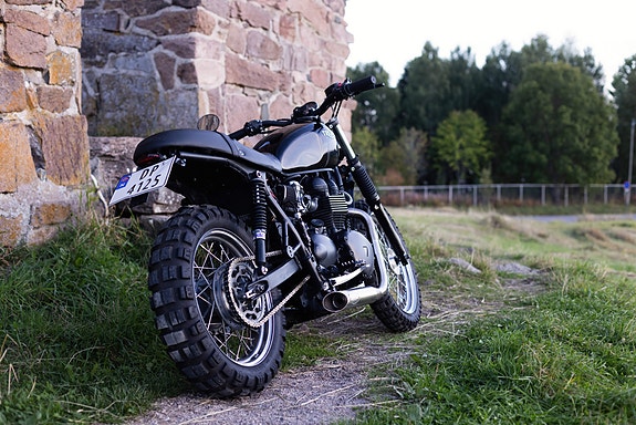 Triumph Bonneville 790 2 of 20